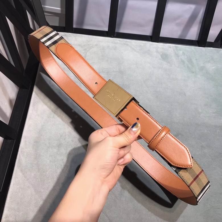 Burberry 34mmX95-125cm 7d (211)