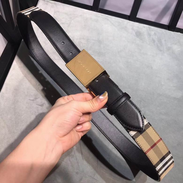 Burberry 34mmX95-125cm 7d (213)