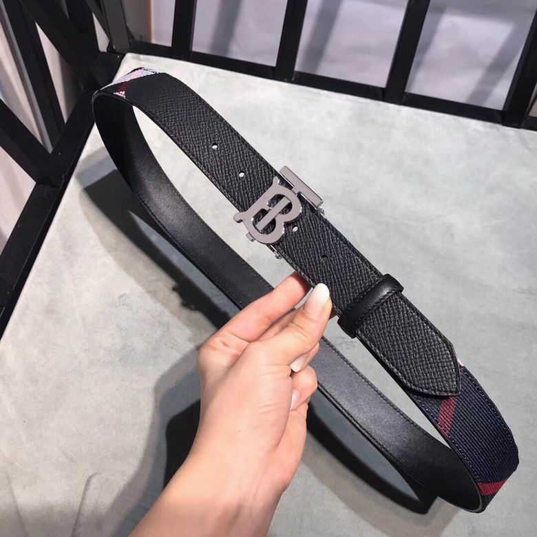 Burberry 34mmX95-125cm 7d (227)