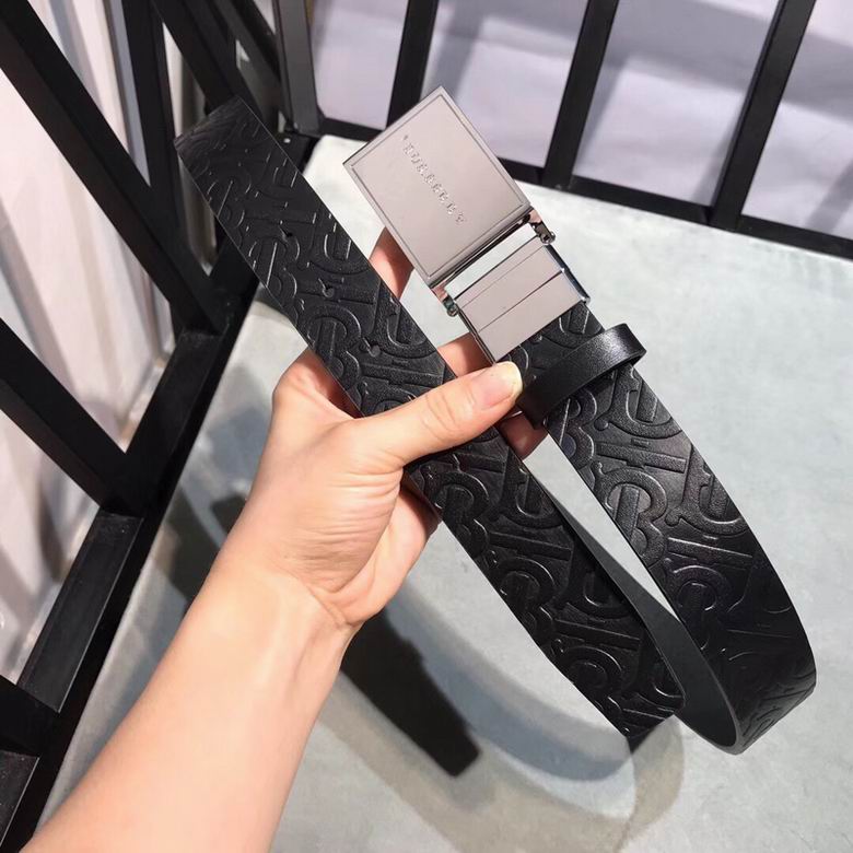 Burberry 34mmX95-125cm 7d (235)