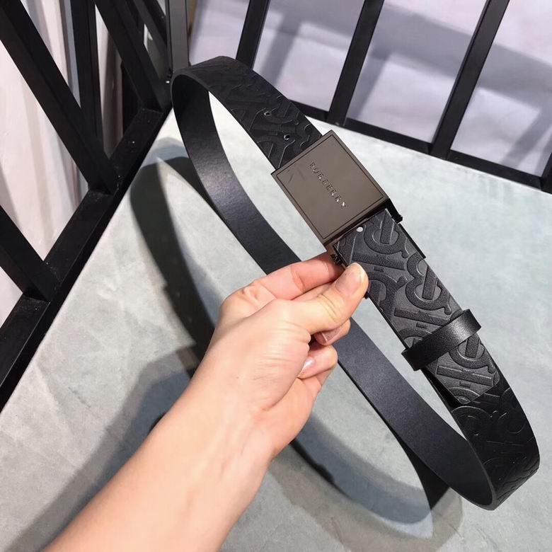 Burberry 34mmX95-125cm 7d (236)