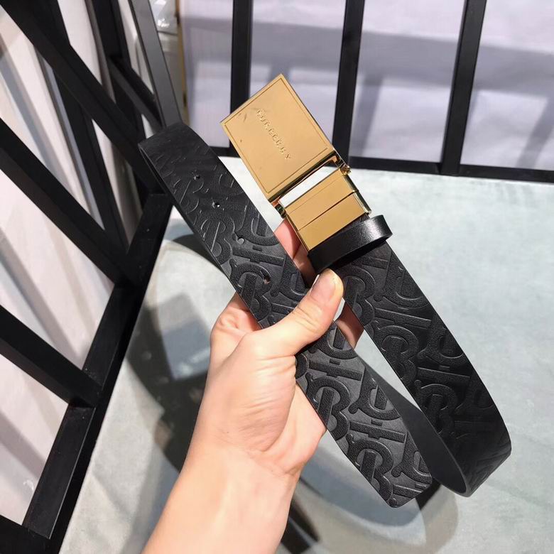 Burberry 34mmX95-125cm 7d (239)