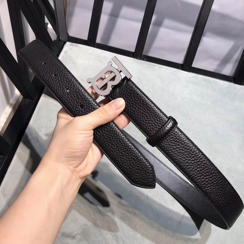 Burberry 34mmX95-125cm 7d (263)