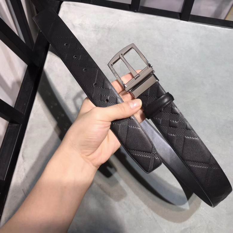 Burberry 34mmX95-125cm 7d (268)