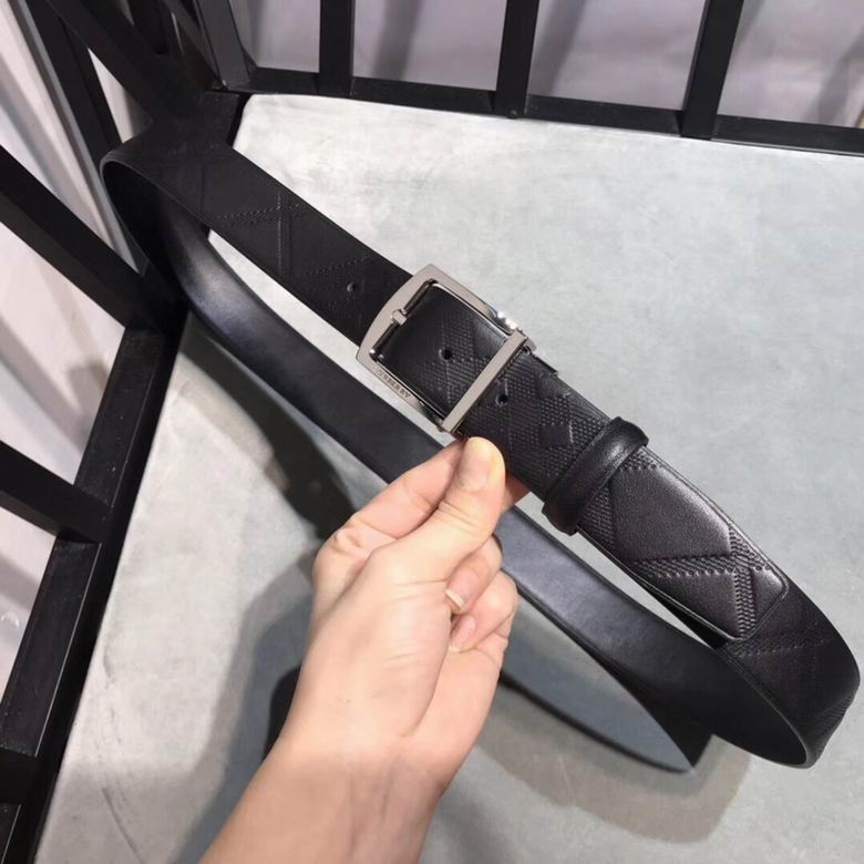 Burberry 34mmX95-125cm 7d (269)