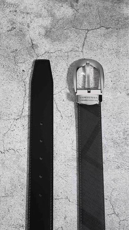 Burberry 34mmX95-125cm 7d (60)