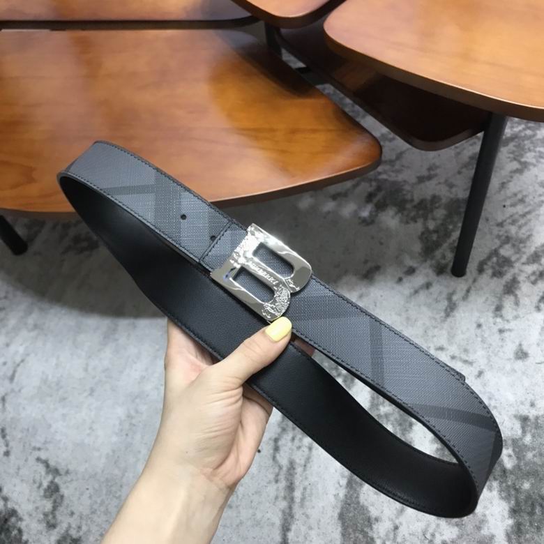 Burberry 38mmX95-125cm 7d (12)