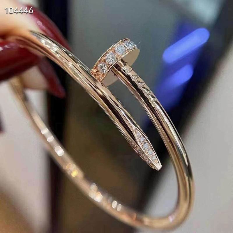 Cartier bracelet 01lyx55 (2)