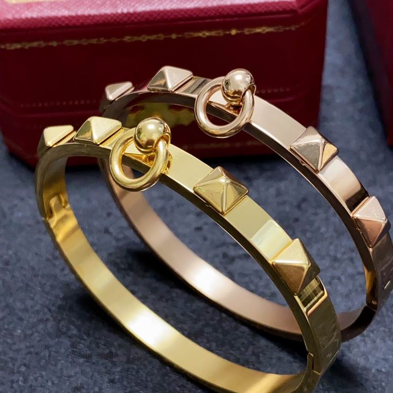 Cartier bracelet 09lyx2 (1)