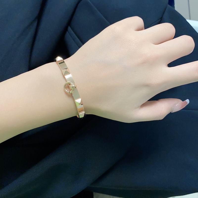 Cartier bracelet 09lyx2 (3)