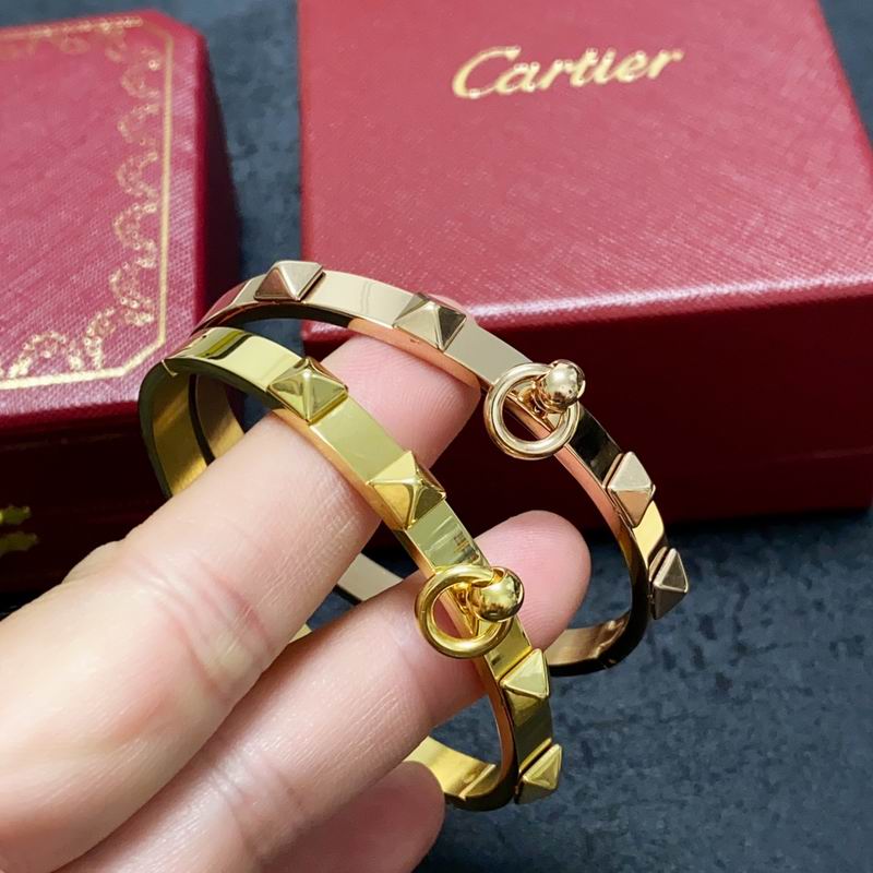 Cartier bracelet 09lyx2 (8)