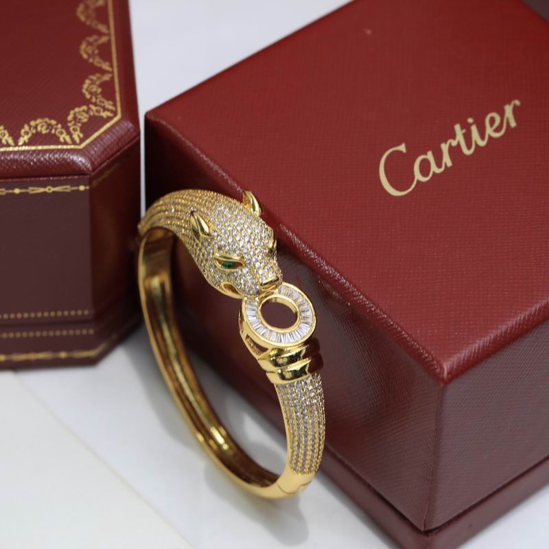 Cartier bracelet 11lyx37 (1)
