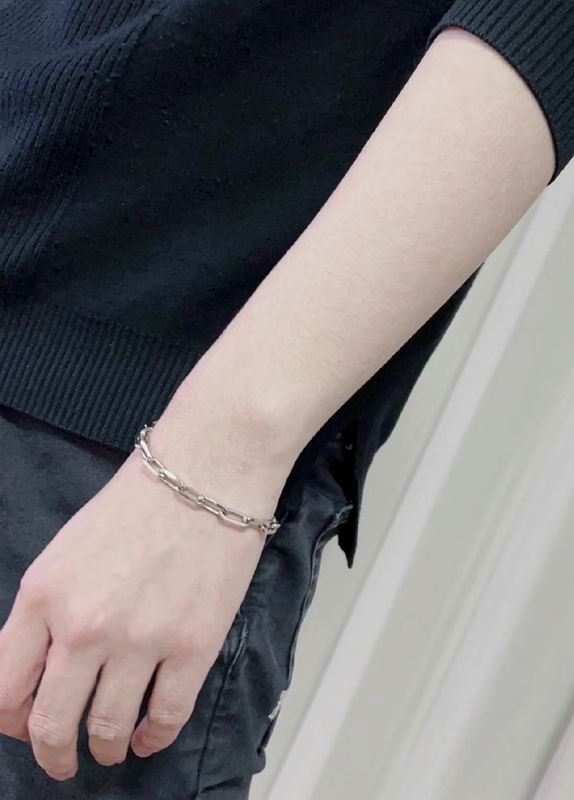 Cartier bracelet 12lyx47 (12)