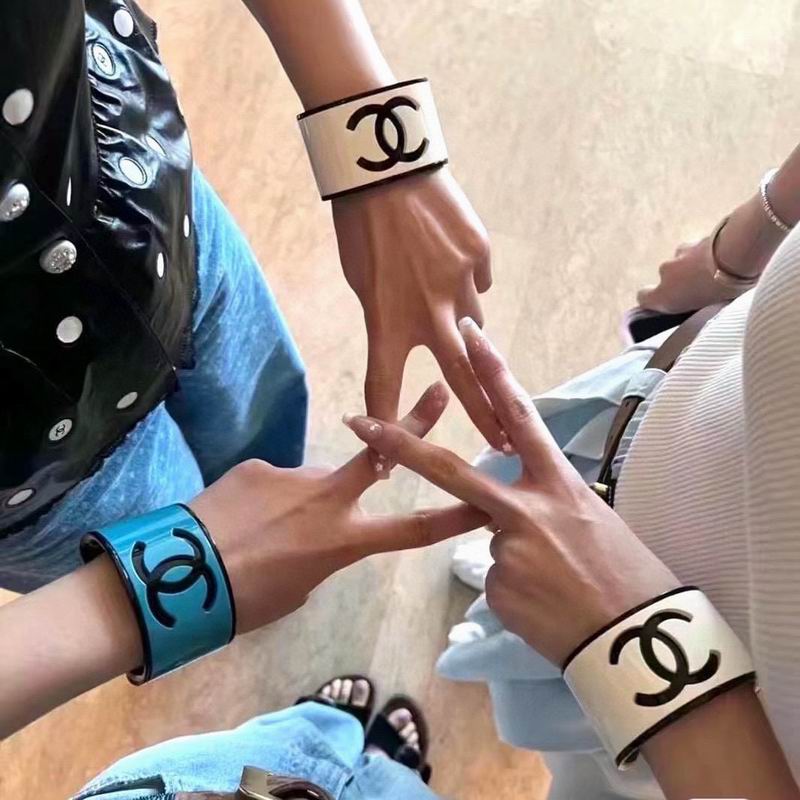 Chanel bracelet 1lyx17 (2)