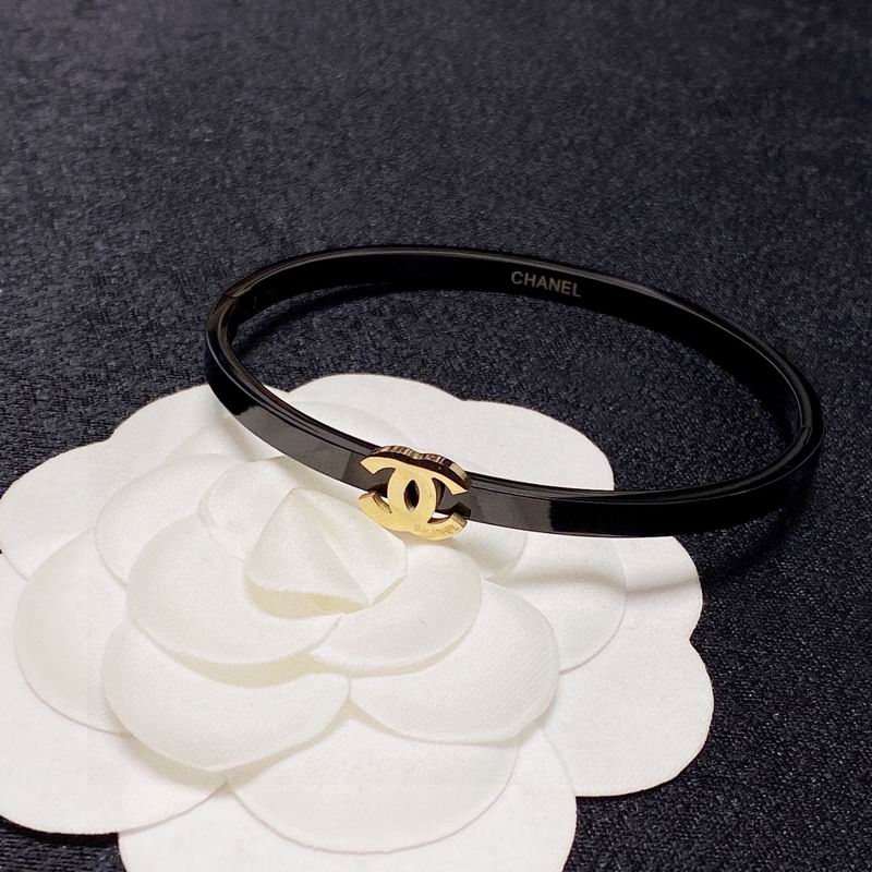 Chanel bracelet 1lyx19 (4)