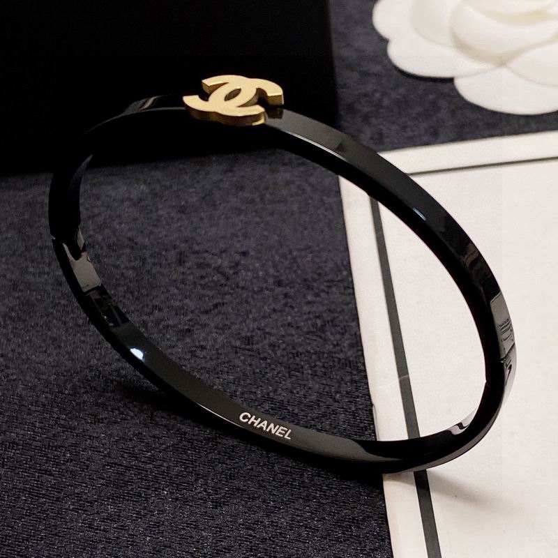 Chanel bracelet 1lyx19 (5)
