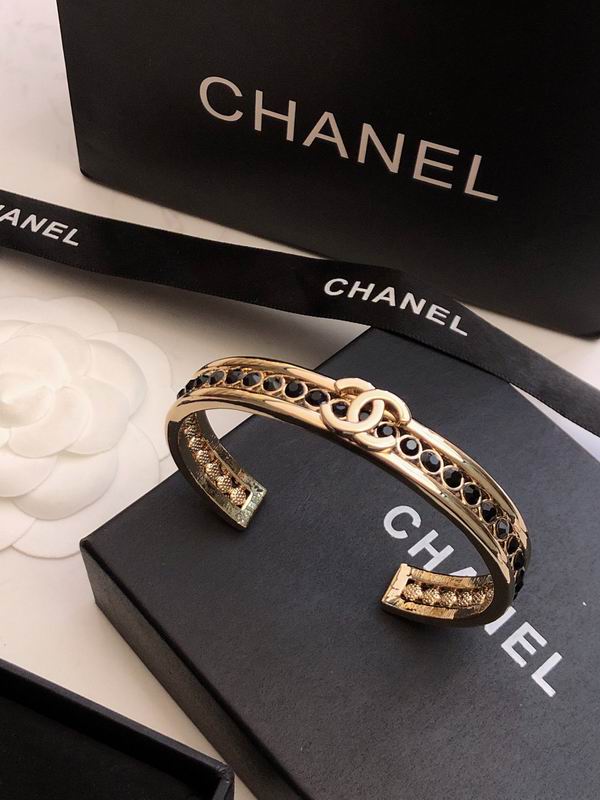 Chanel bracelet 1lyx2 (7)