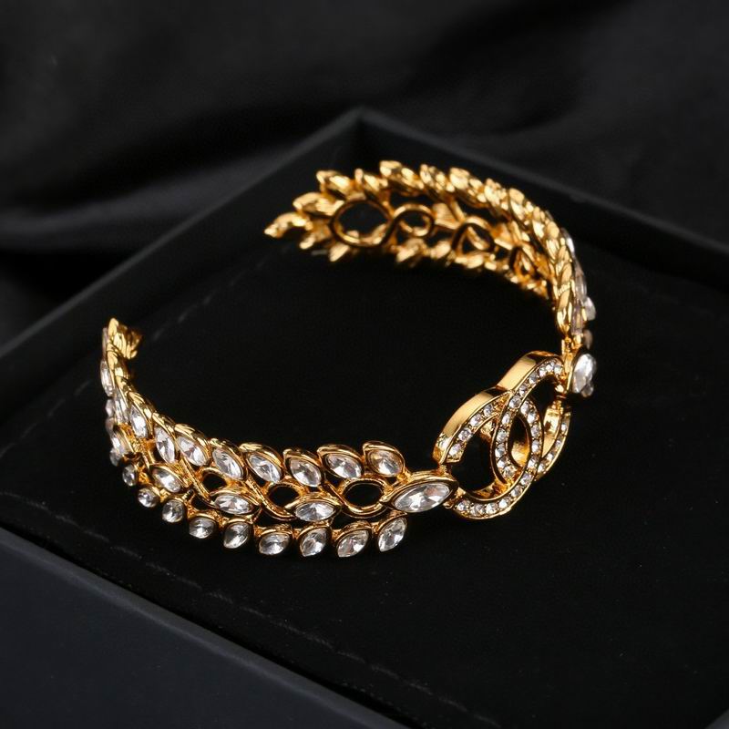 Chanel bracelet 1lyx23 (4)