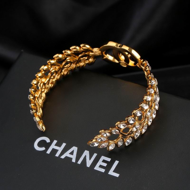 Chanel bracelet 1lyx23 (7)