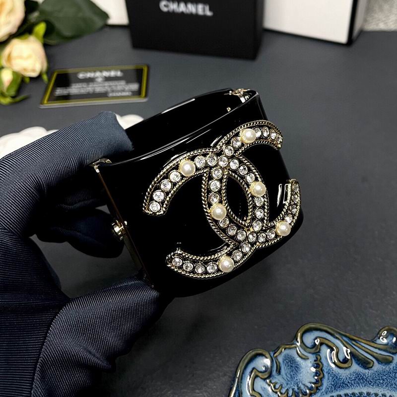 Chanel bracelet 1lyx4 (6)