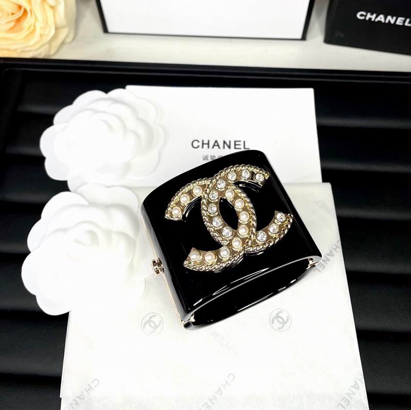 Chanel bracelet 1lyx5 (5)