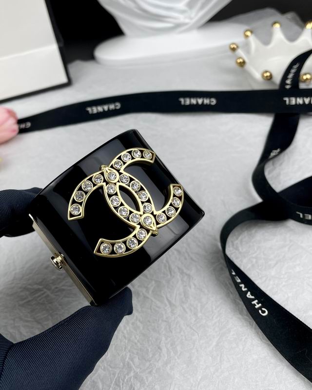Chanel bracelet 1lyx8 (2)