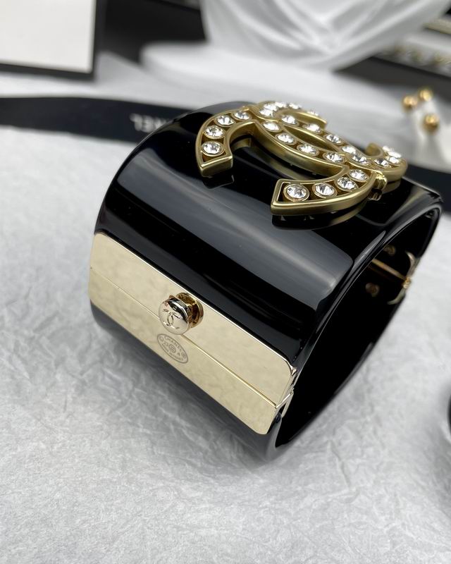 Chanel bracelet 1lyx8 (4)