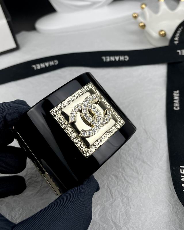 Chanel bracelet 1lyx9 (3)