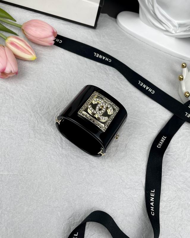 Chanel bracelet 1lyx9 (4)