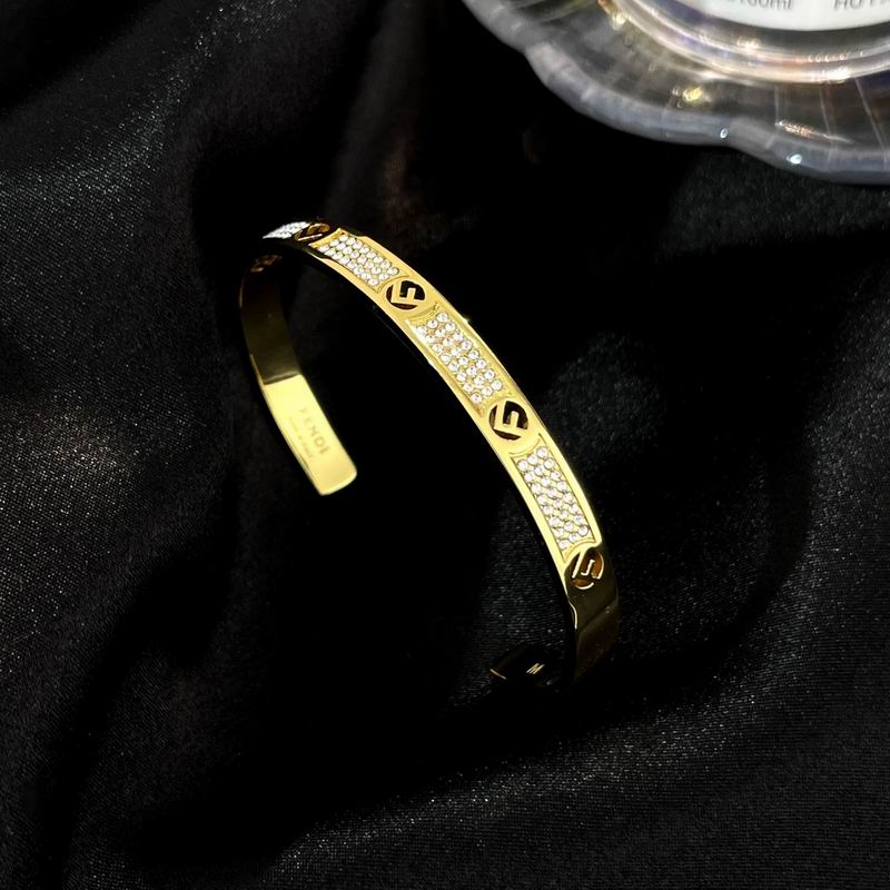 Fendi bracelet 01lyr21 (5)