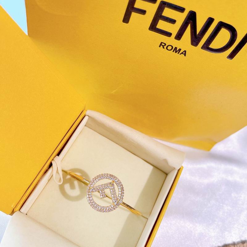 Fendi bracelet 03lyr24 (5)