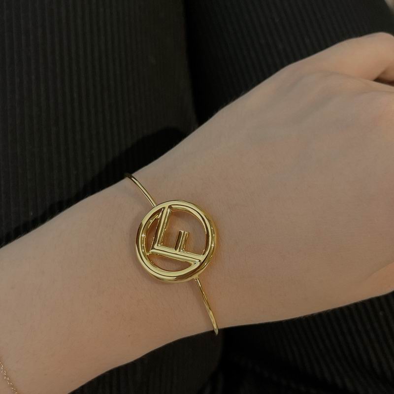 Fendi bracelet 03lyr25 (6)