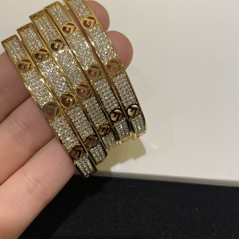 Fendi bracelet 10lyr1 (5)