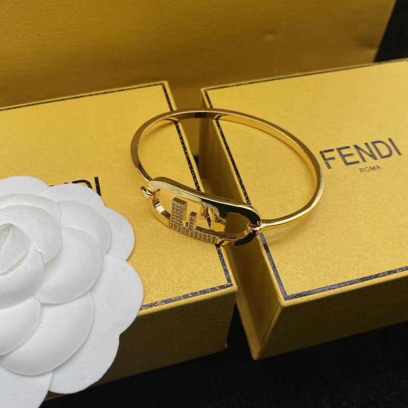 Fendi bracelet 10lyr3 (2)