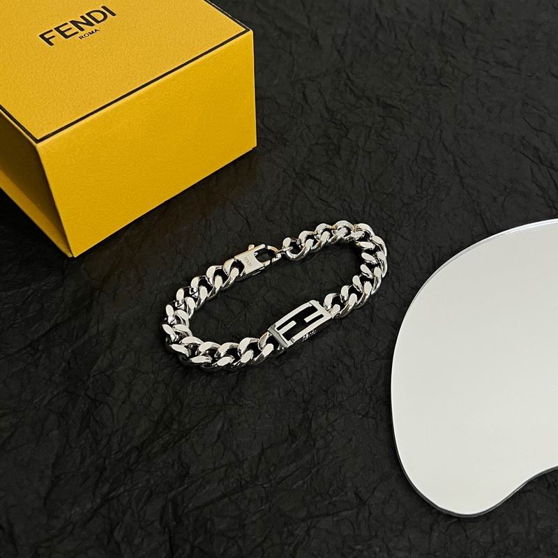 Fendi bracelet 10lyr4 (7)