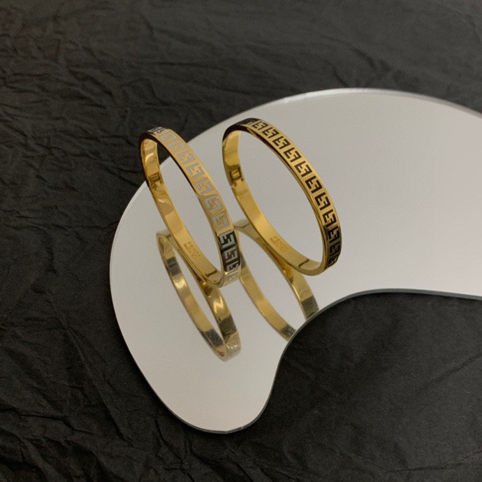 Fendi bracelet 10lyr5 (6)