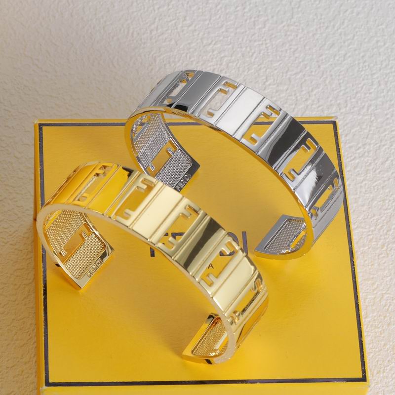 Fendi bracelet 11lyr11 (1)