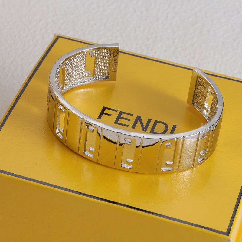 Fendi bracelet 11lyr11 (6)