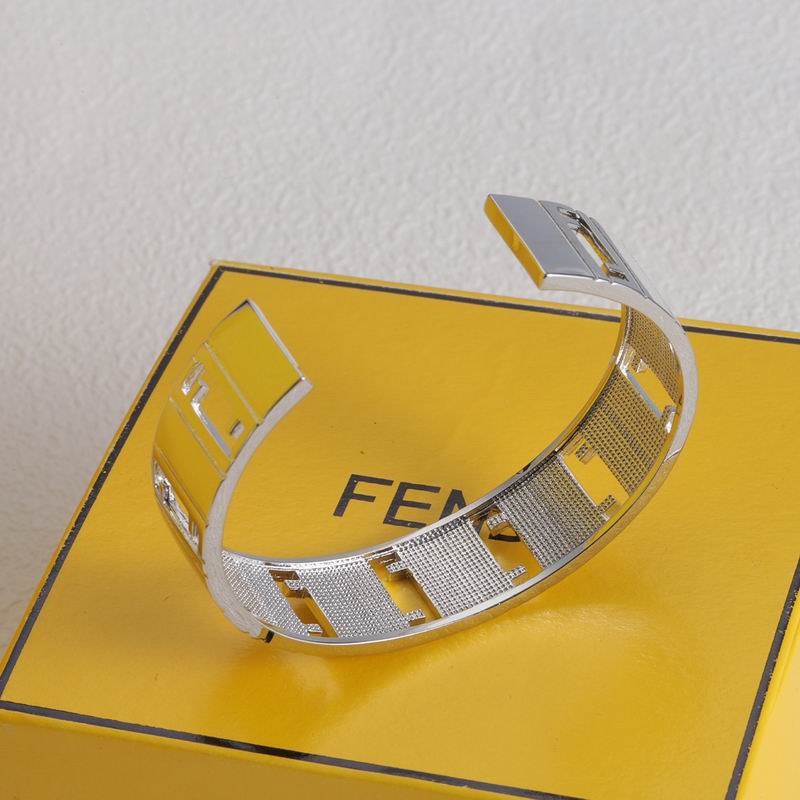 Fendi bracelet 11lyr11 (9)
