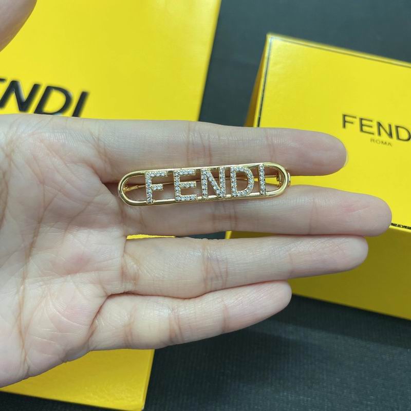 Fendi brooch 11lyr2 (5)