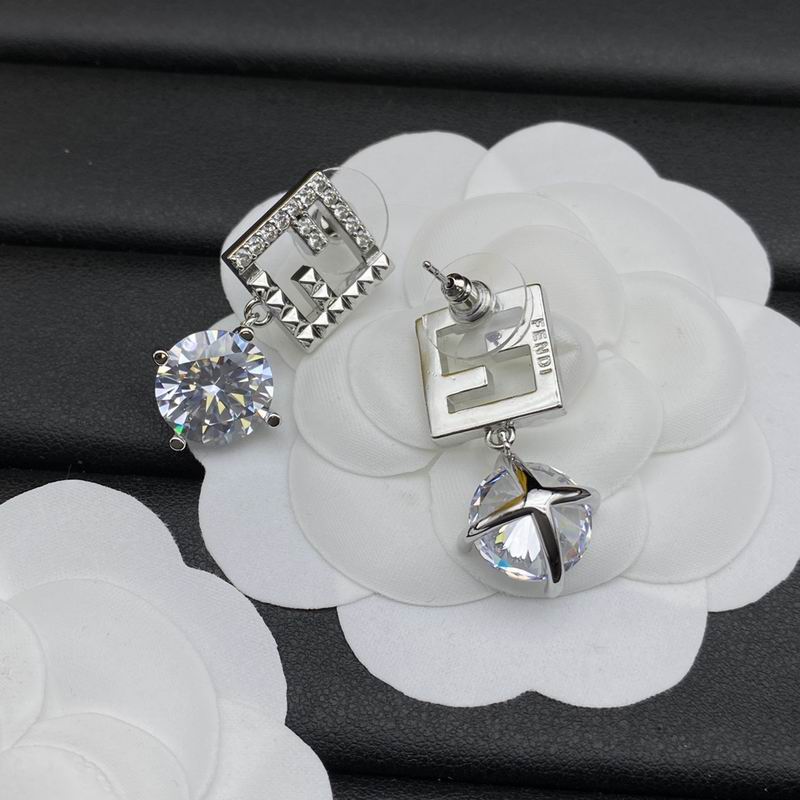 Fendi earring 01lyr60 (8)