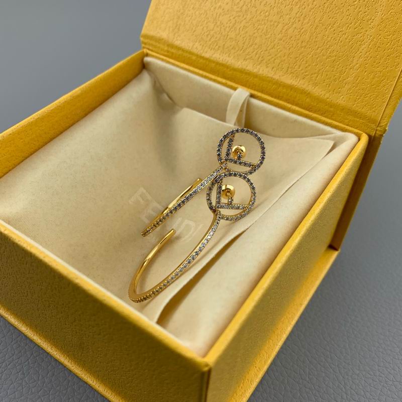 Fendi earring 03lyr71 (1)