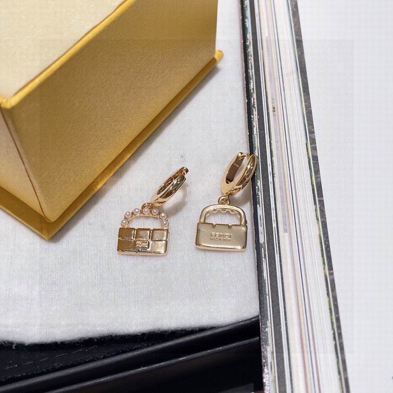 Fendi earring 10lyr17 (4)