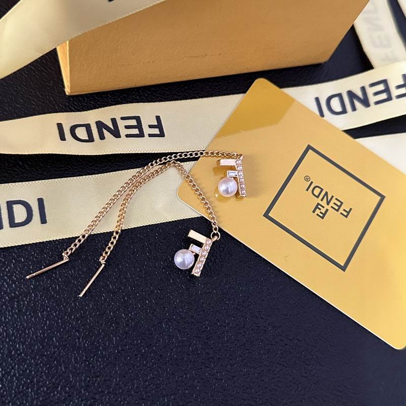 Fendi earring 10lyr18 (2)