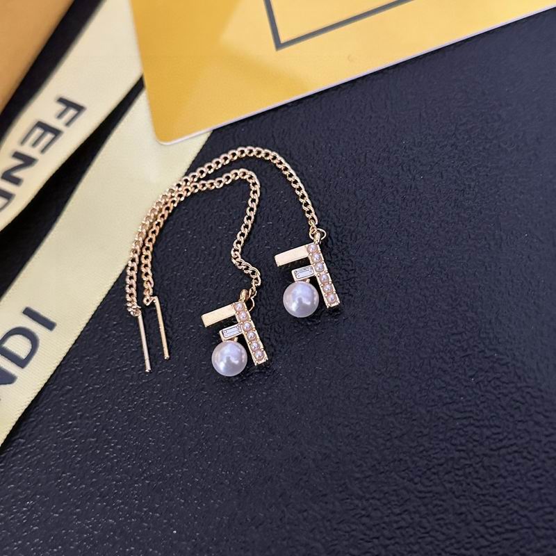 Fendi earring 10lyr18 (5)