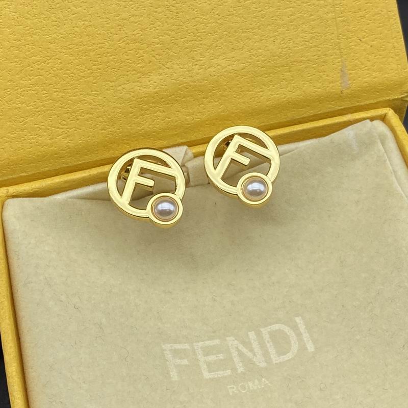 Fendi earring 10lyr19 (1)