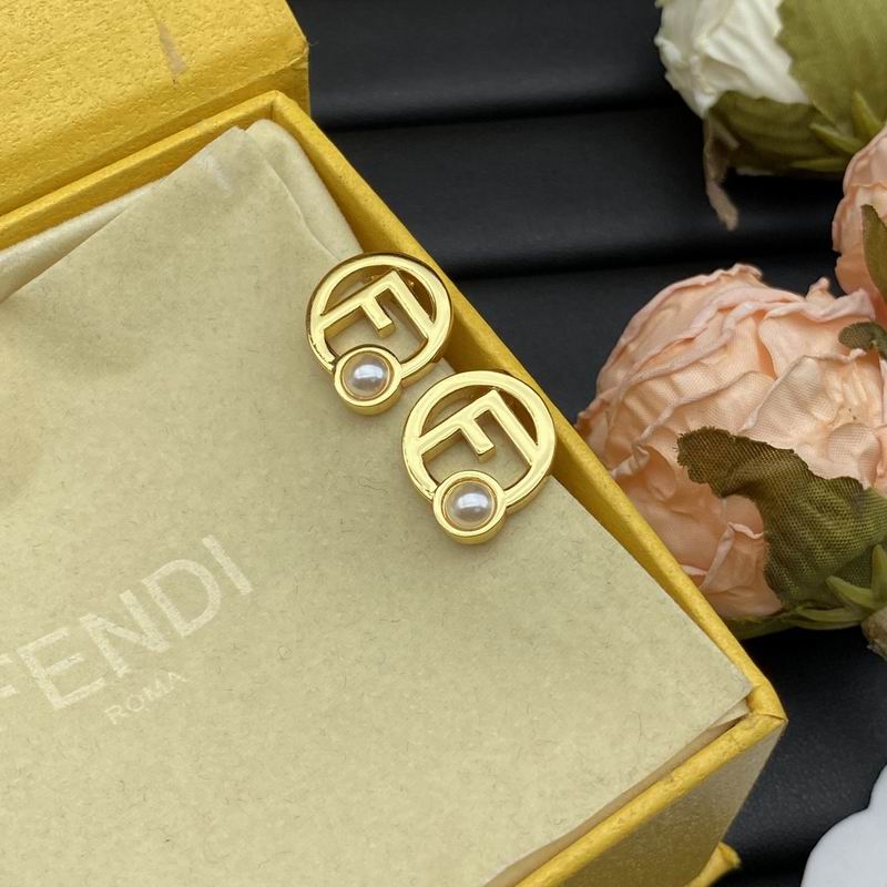 Fendi earring 10lyr19 (3)