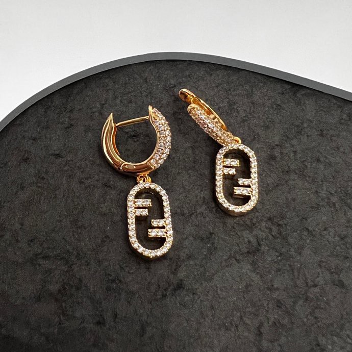 Fendi earring 10lyr20 (2)