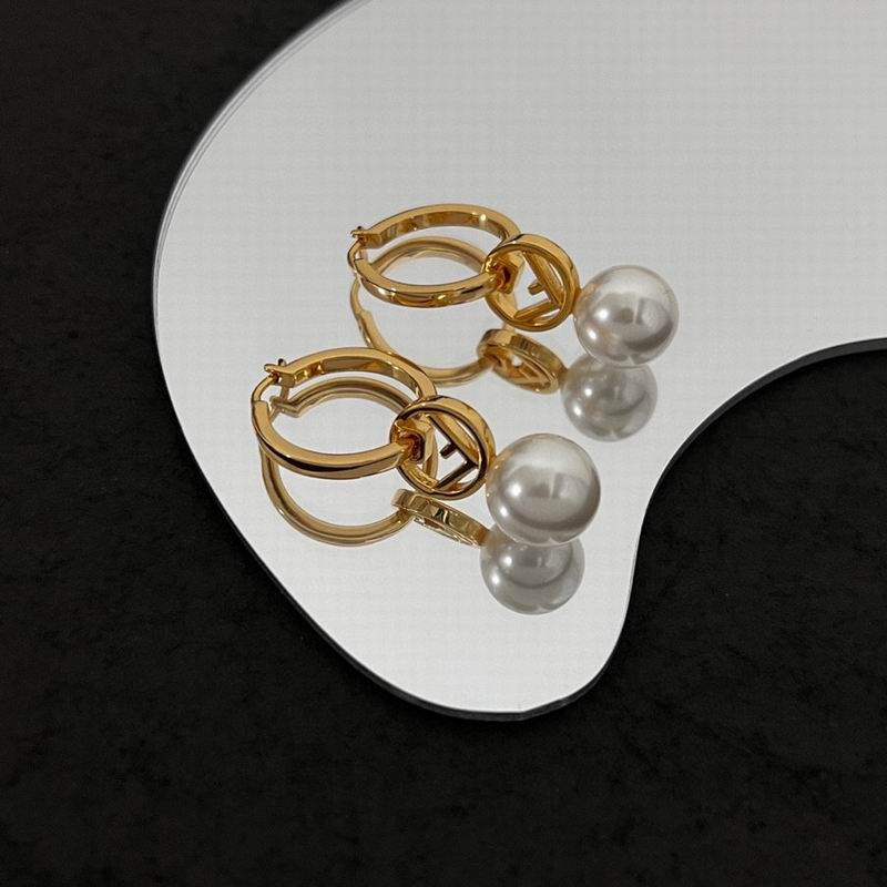 Fendi earring 10lyr22 (4)