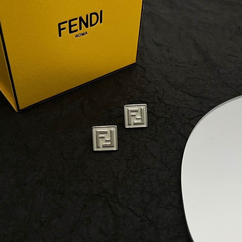 Fendi earring 10lyr26 (14)